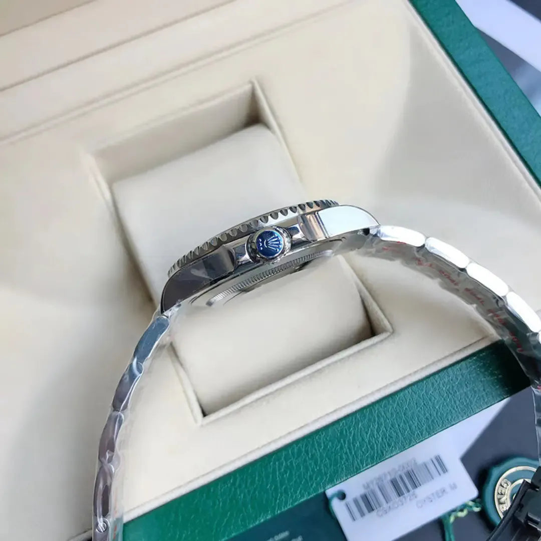 GMT-Master II 126710BLRO 40mm Blue Red Pepsi Bezel Oyster Bracelet Watch