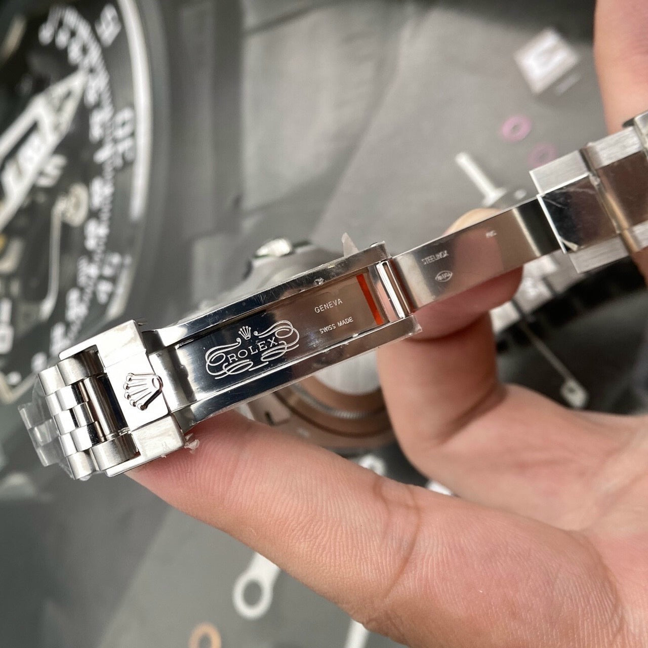 Rolex GMT-Master II 40mm 126710BLRO "Pepsi" Jubilee