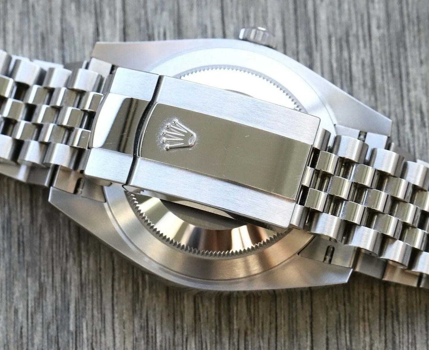 Rolex Datejust 41mm Rhodium Dial 126334 "Wimbledon" Flutted / Jubilee